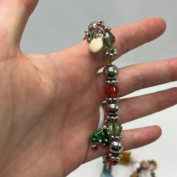 11 Beautiful Multicolored Beaded Bracelets - Picture 12 of 16